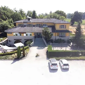 La Quercia Con Ristorante 2*, San Giovanni in Croce Italien